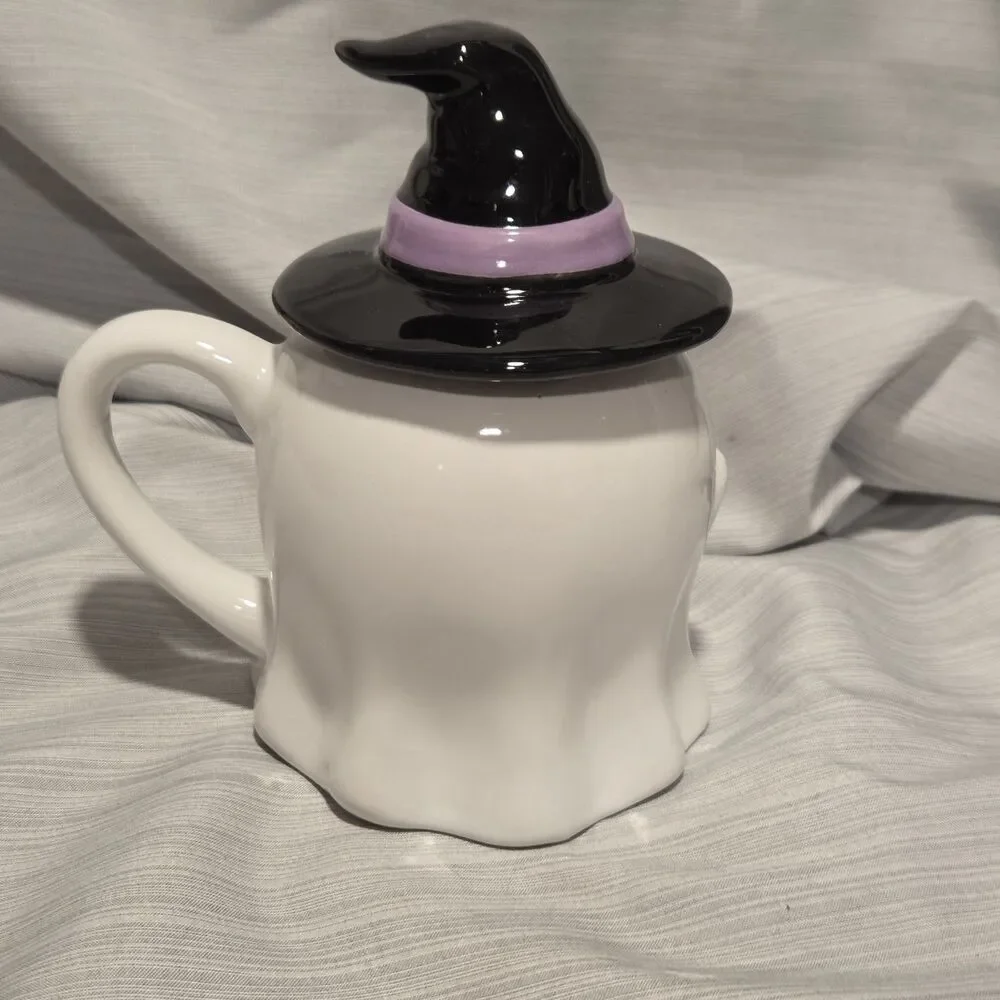 NEW Hyde and Eek Halloween White 3D Figural Ghost Mug w/Black Witch Hat Lid